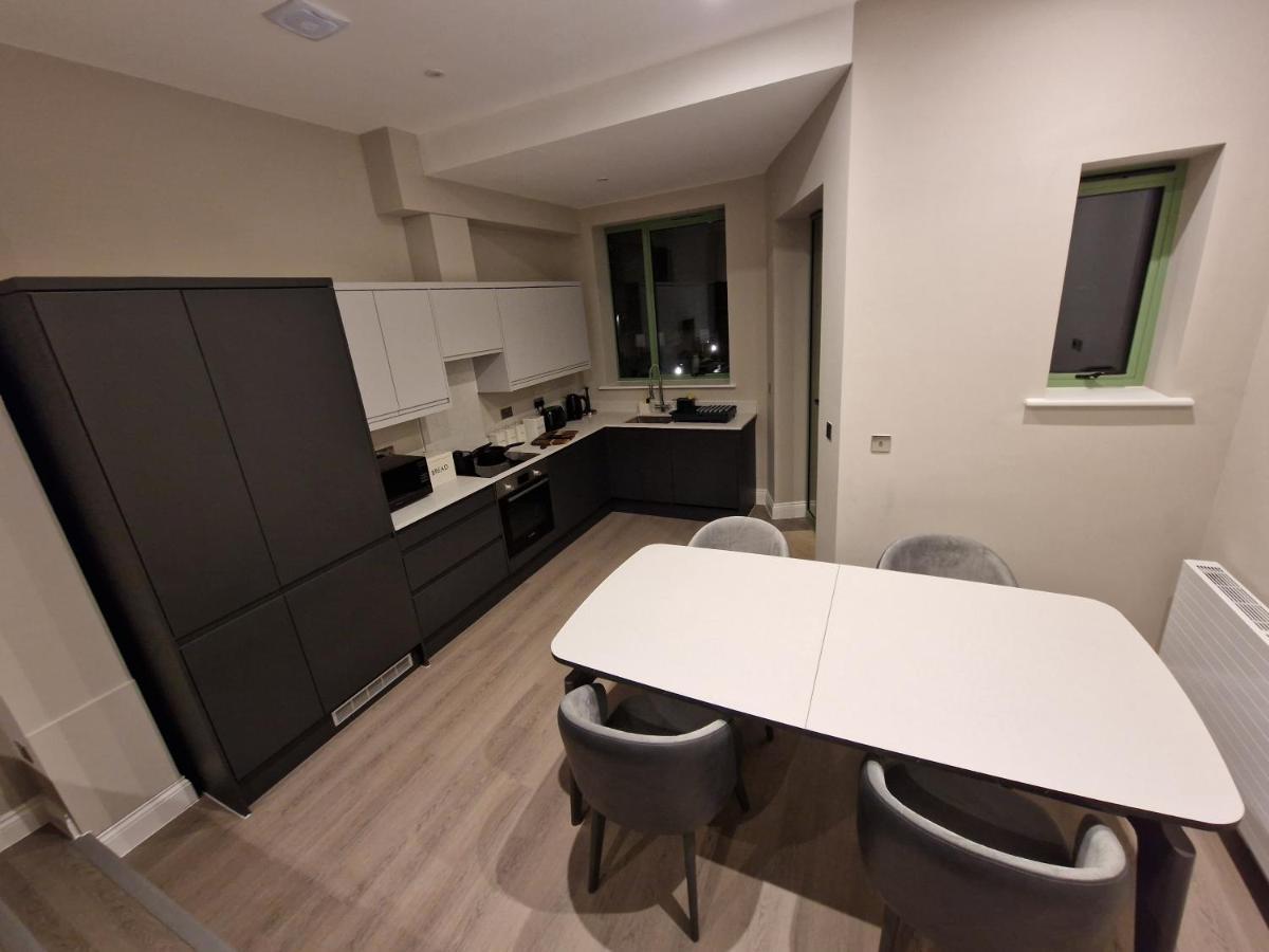 Stunning Newbuilt 3 Bed House Sleeps 9 Vila Edmonton Exterior foto